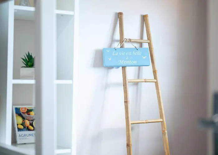 3 Pieces Avec Vue Sur Le Bastion