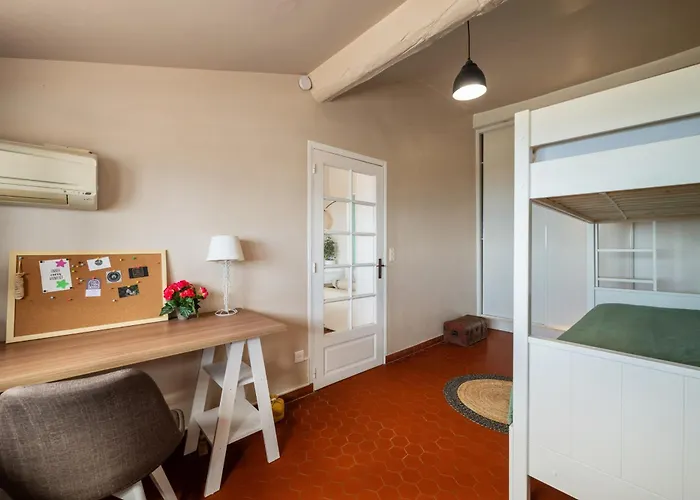 3 Pieces Avec Vue Sur Le Bastion *