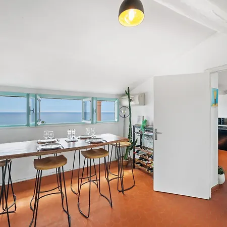 3 Pieces Avec Vue Sur Le Bastion