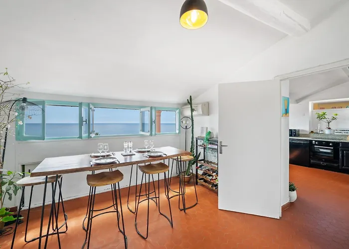 3 Pieces Avec Vue Sur Le Bastion