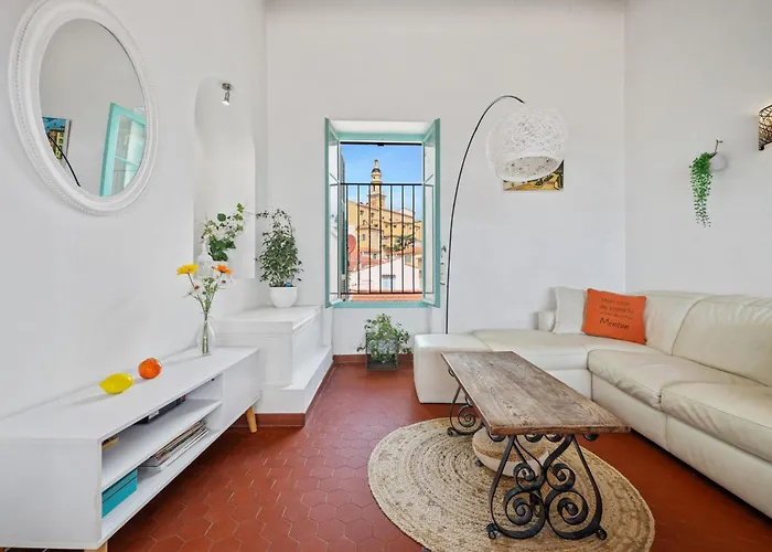 3 Pieces Avec Vue Sur Le Bastion