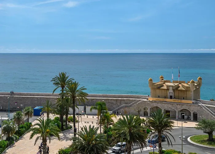 3 Pieces Avec Vue Sur Le Bastion *