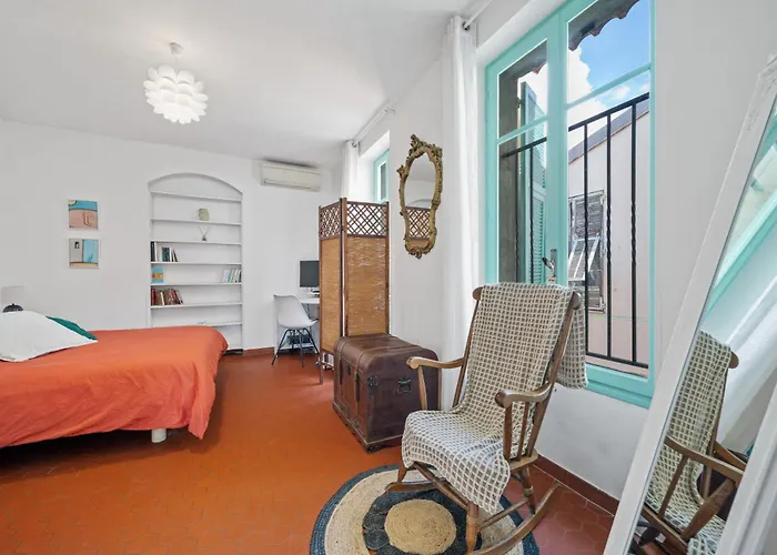 3 Pieces Avec Vue Sur Le Bastion